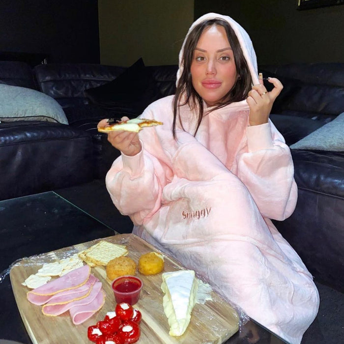 Celebrities Who Love A Snuggy! - Snuggy
